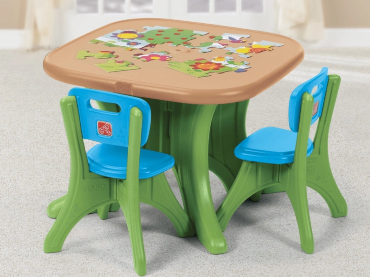 Tavolino Multicolor con sedie